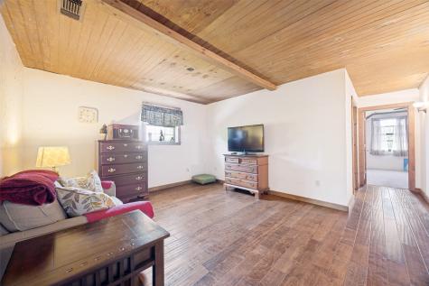 744 County Road 4910 Trenton TX 75490