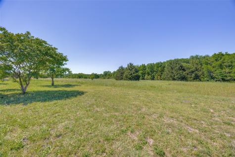 744 County Road 4910 Trenton TX 75490