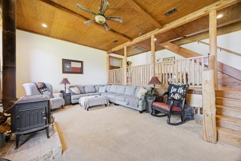 744 County Road 4910 Trenton TX 75490
