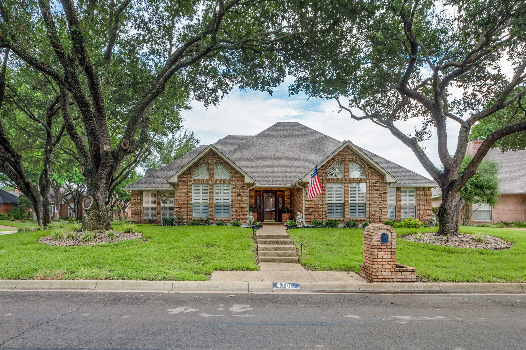 6701 Castle Creek Drive Fort Worth TX 76132