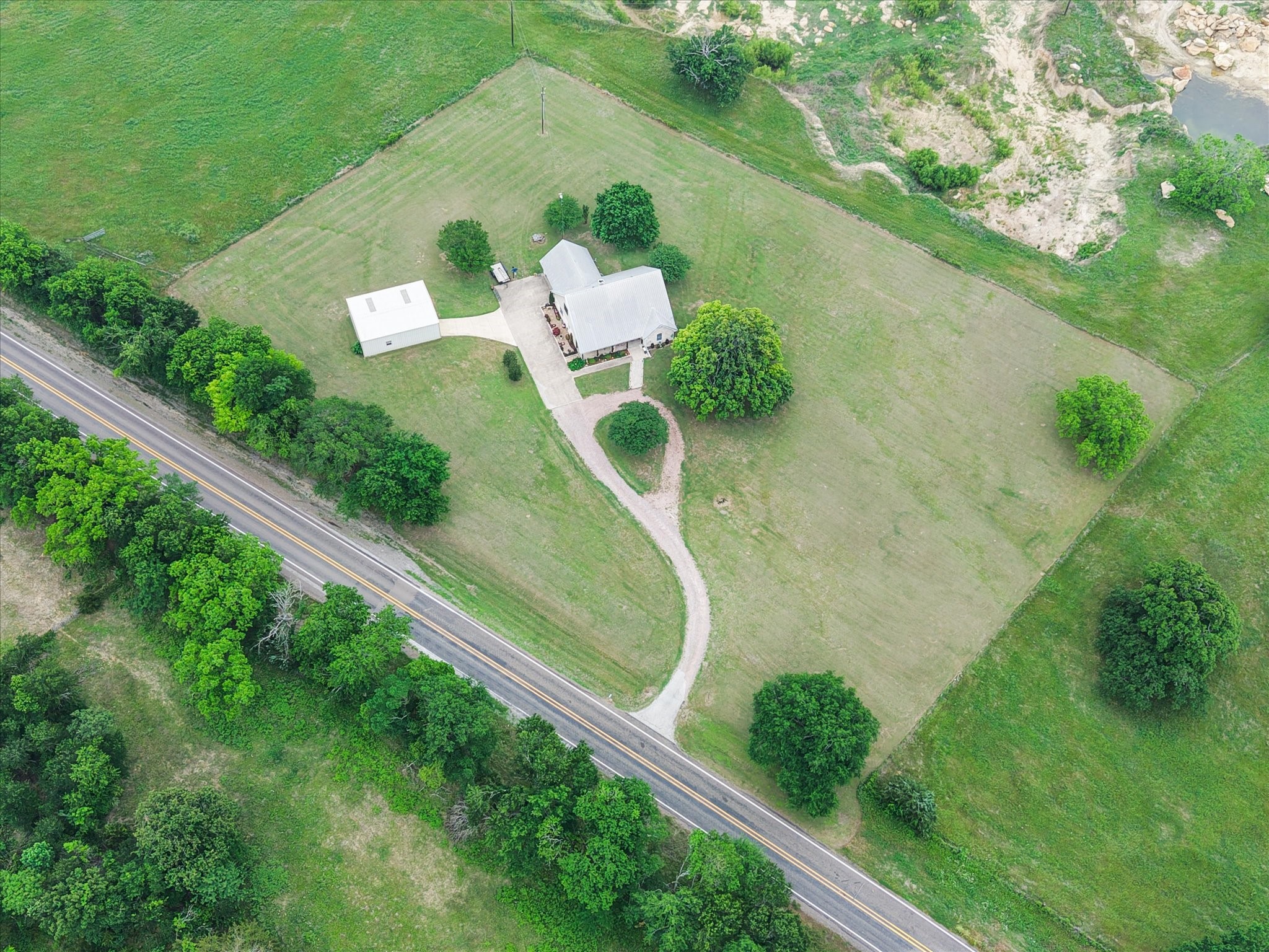 4070 Fm 2452 Corsicana TX 75110