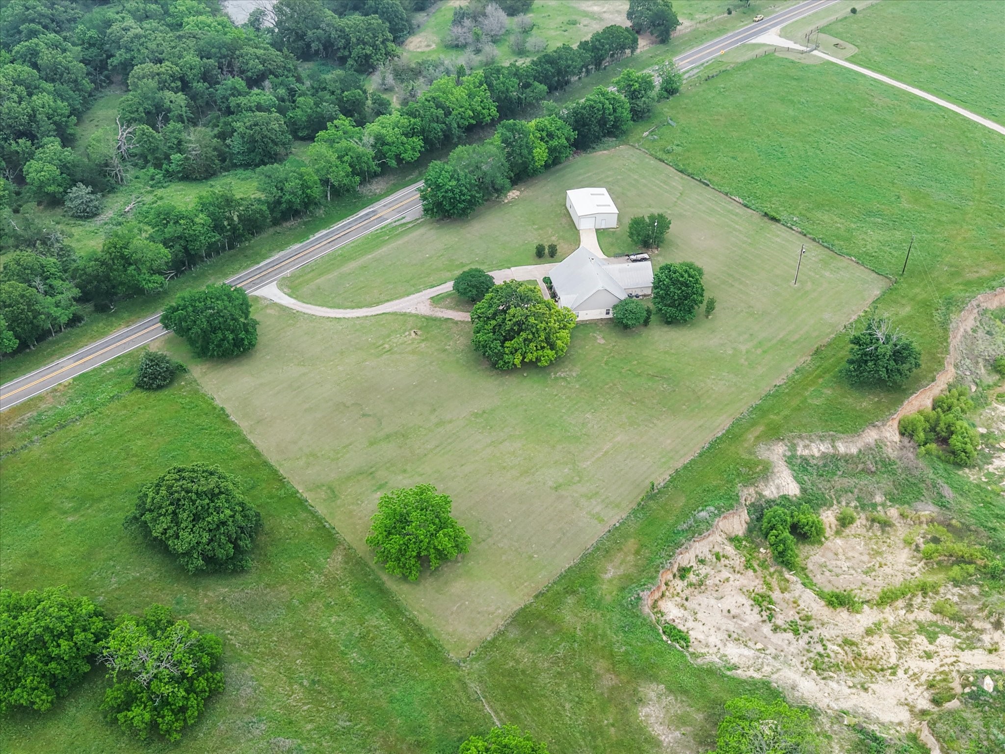 4070 Fm 2452 Corsicana TX 75110