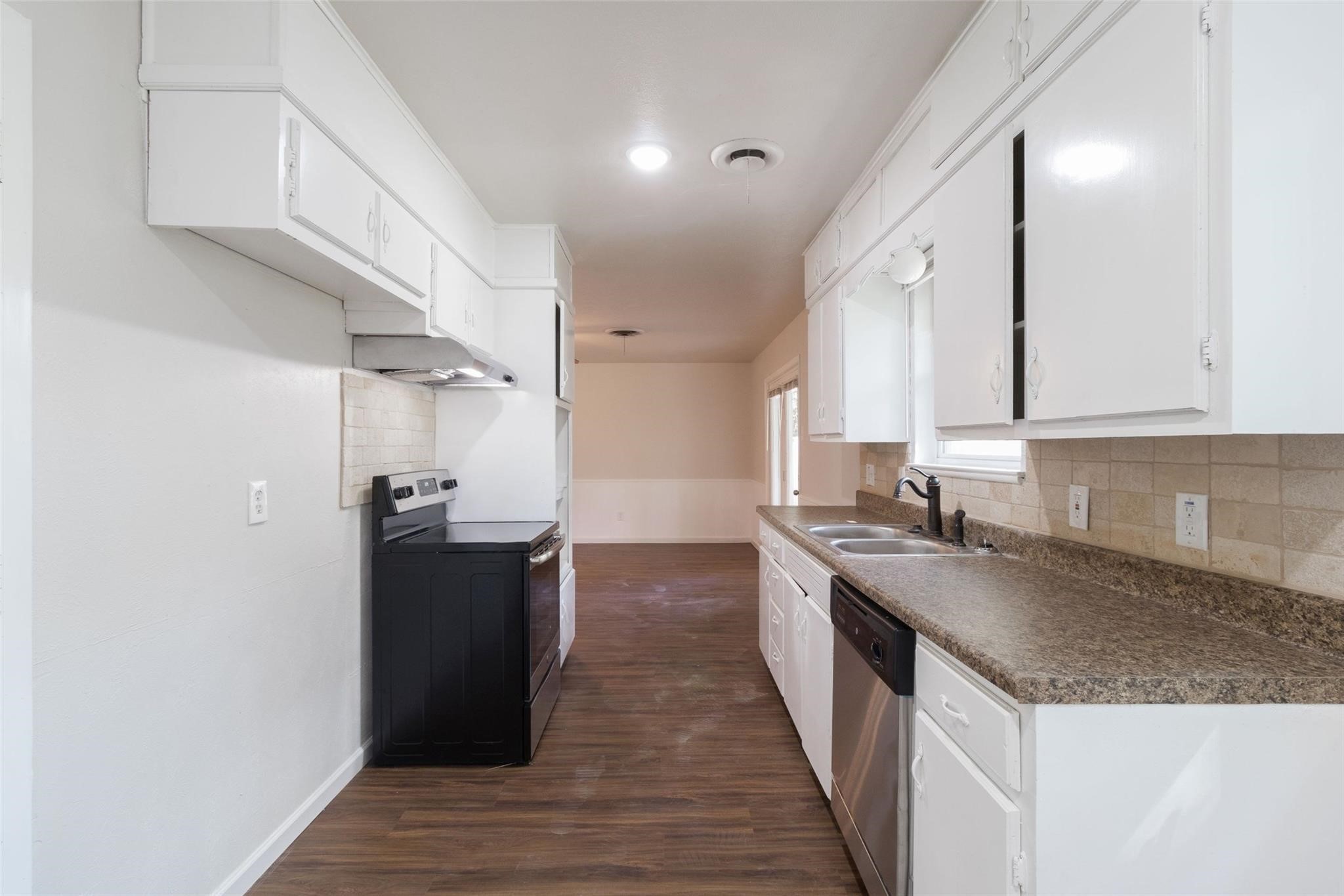 4924 Melinda Drive Forest Hill TX 76119