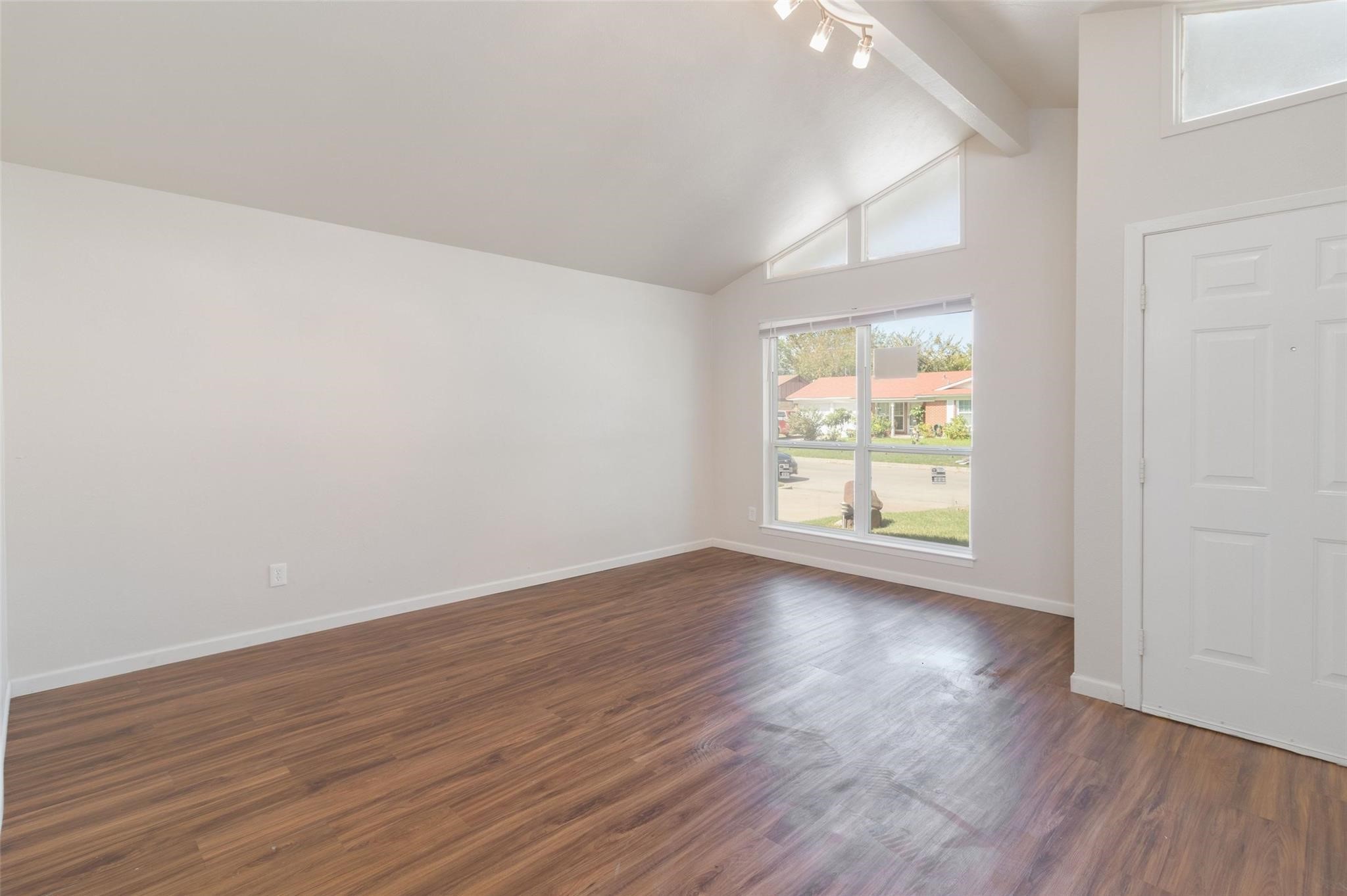 4924 Melinda Drive Forest Hill TX 76119