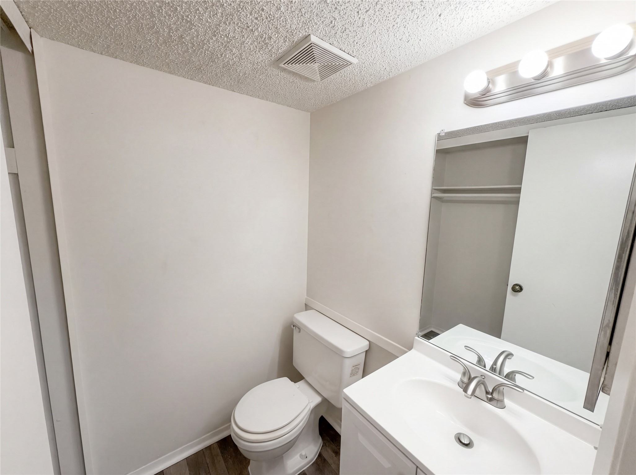606 Via Corona Mesquite TX 75150