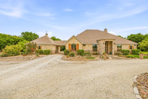 1384 Rock Creek Drive Glen Rose TX 76043