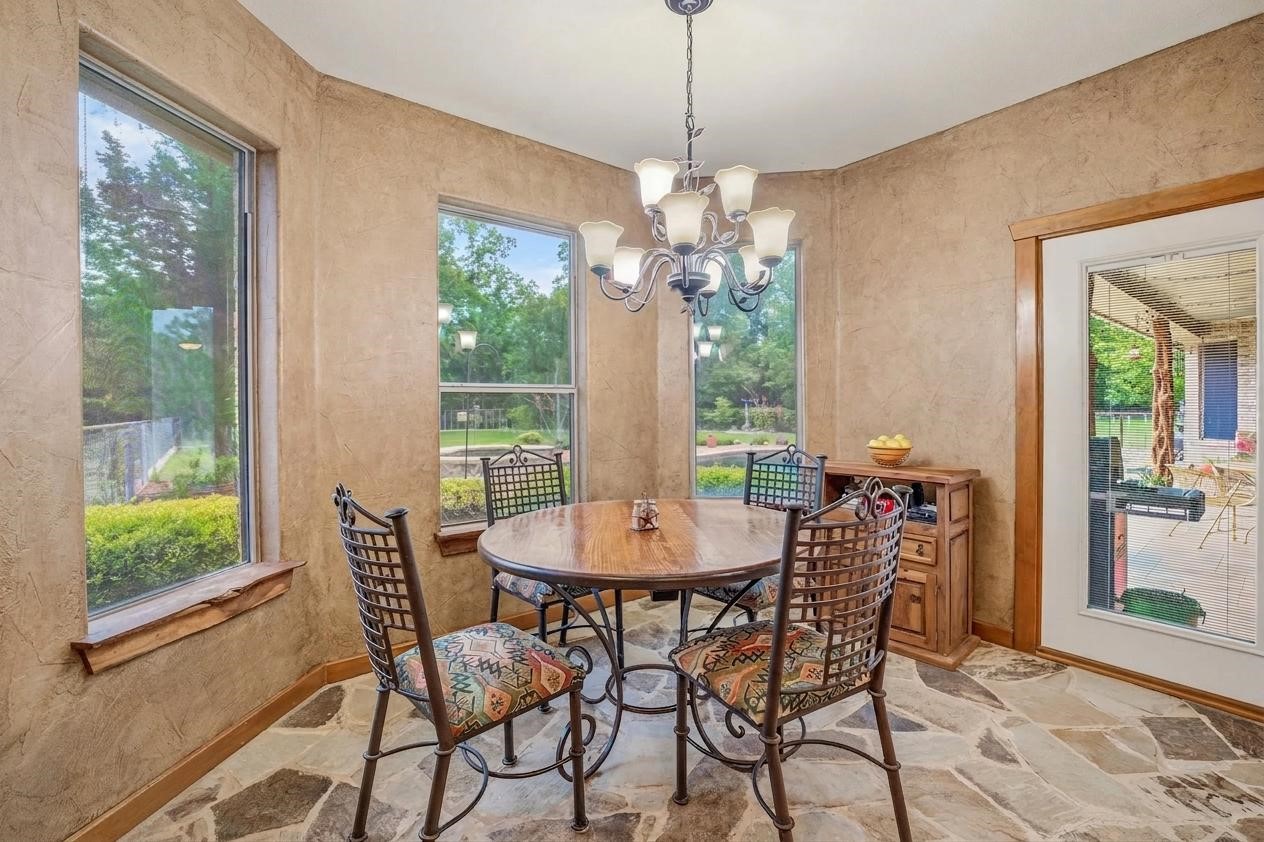 1384 Rock Creek Drive Glen Rose TX 76043