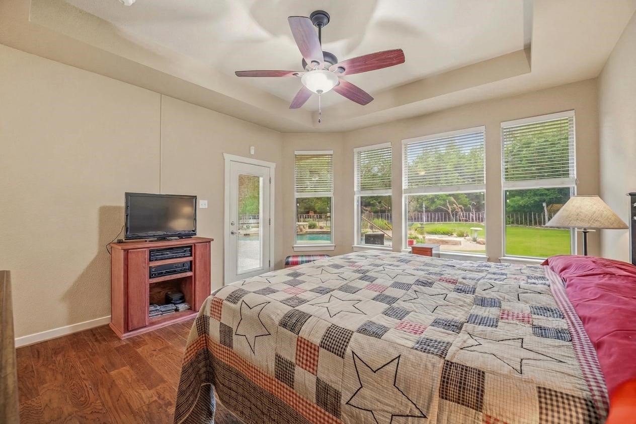1384 Rock Creek Drive Glen Rose TX 76043