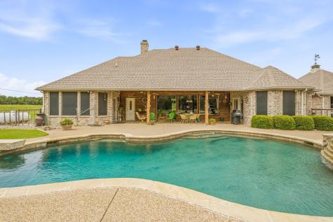 1384 Rock Creek Drive Glen Rose TX 76043