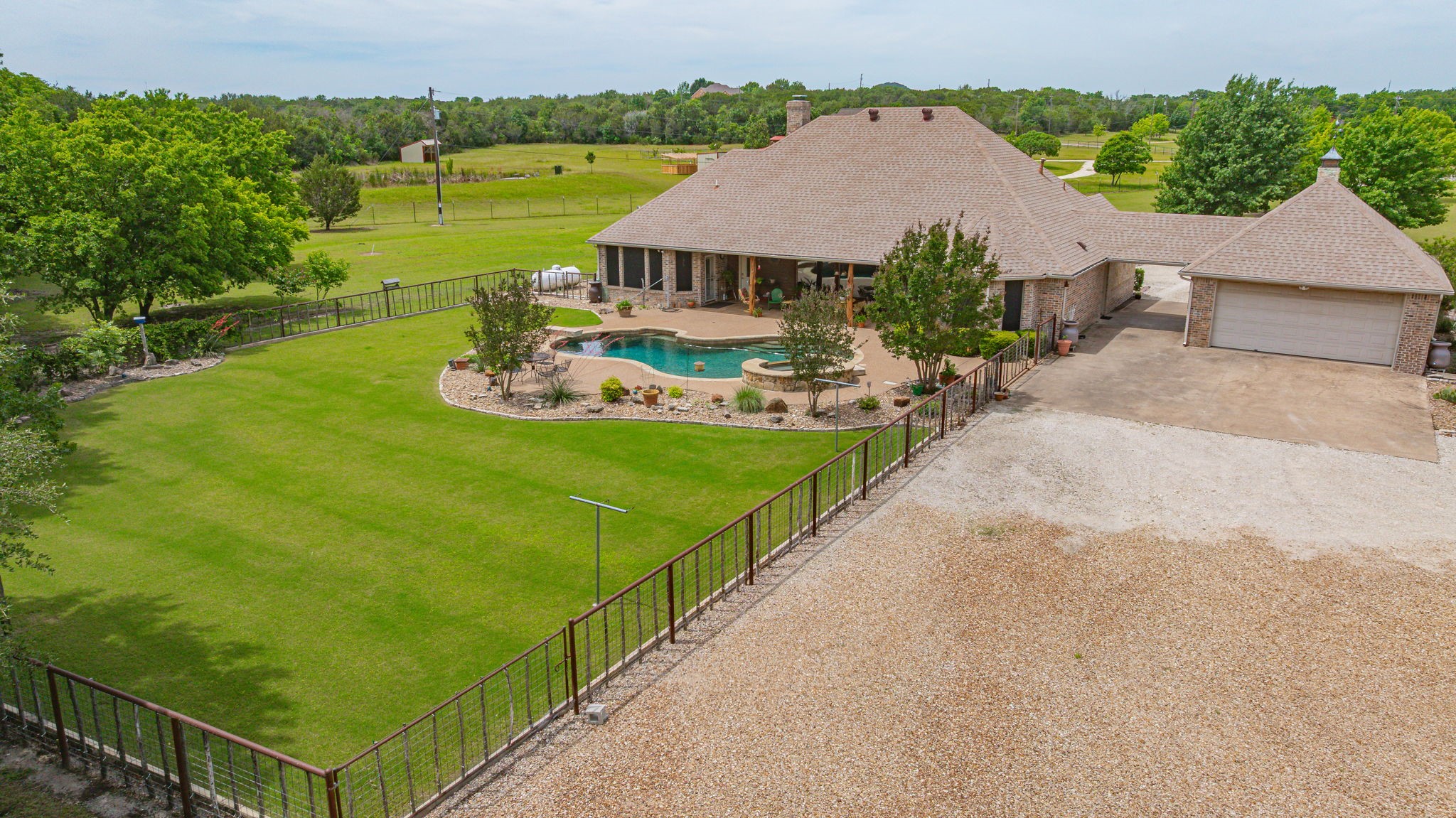 1384 Rock Creek Drive Glen Rose TX 76043