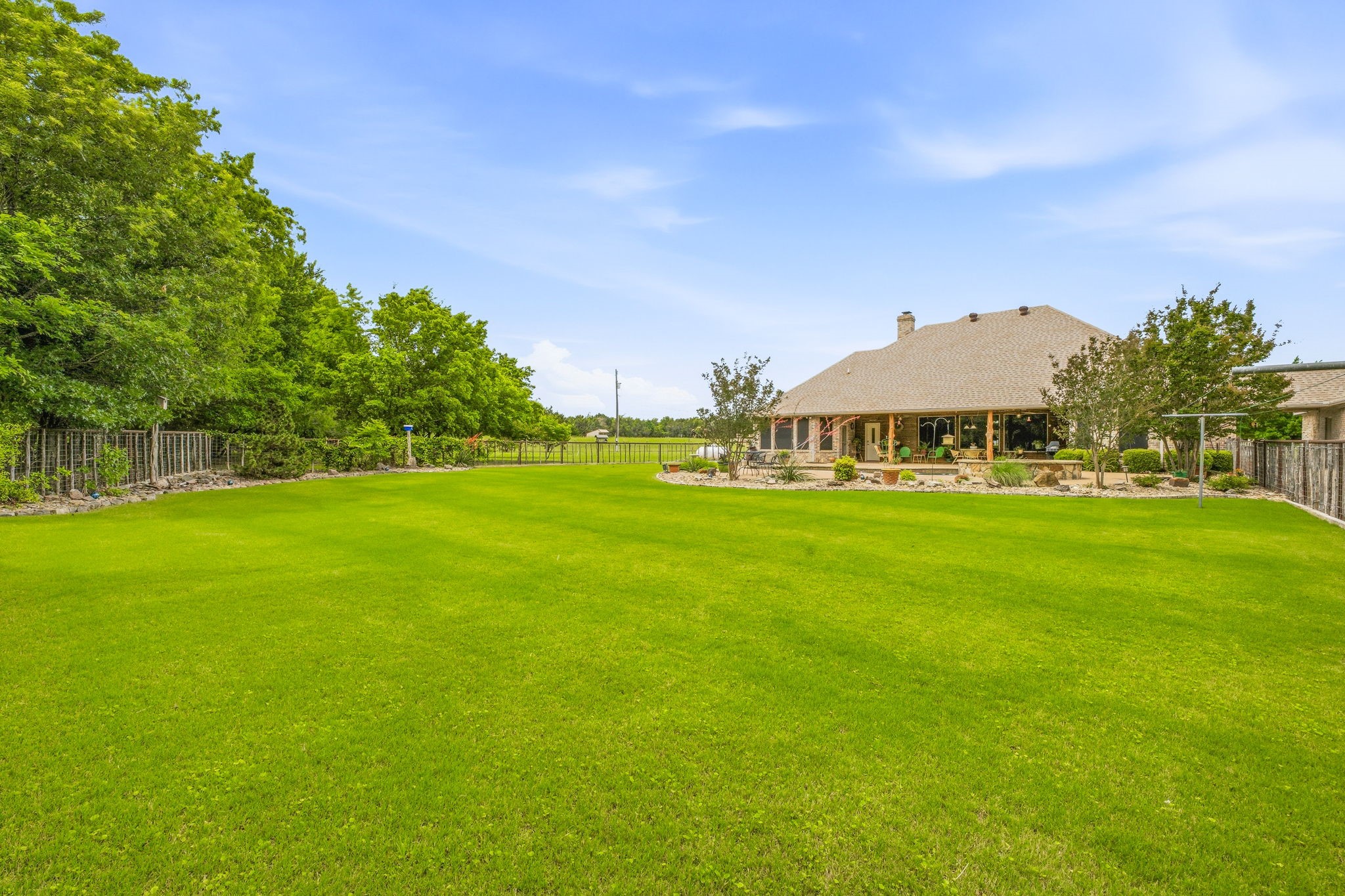 1384 Rock Creek Drive Glen Rose TX 76043
