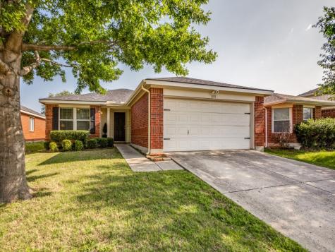 1555 Thornhill Lane Little Elm TX 75068