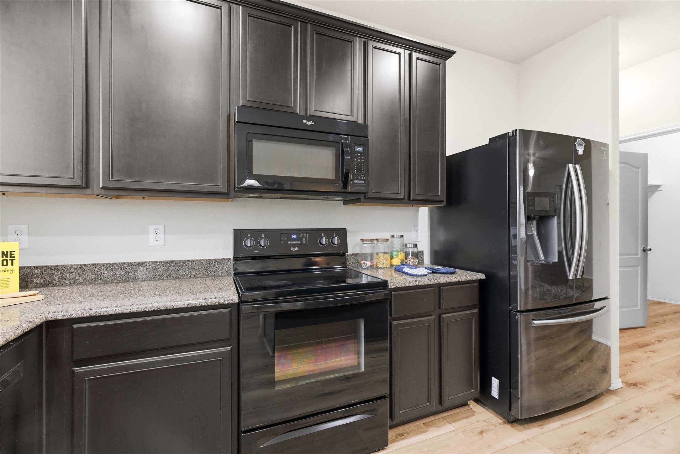 2129 Brenham Drive Heartland TX 75126
