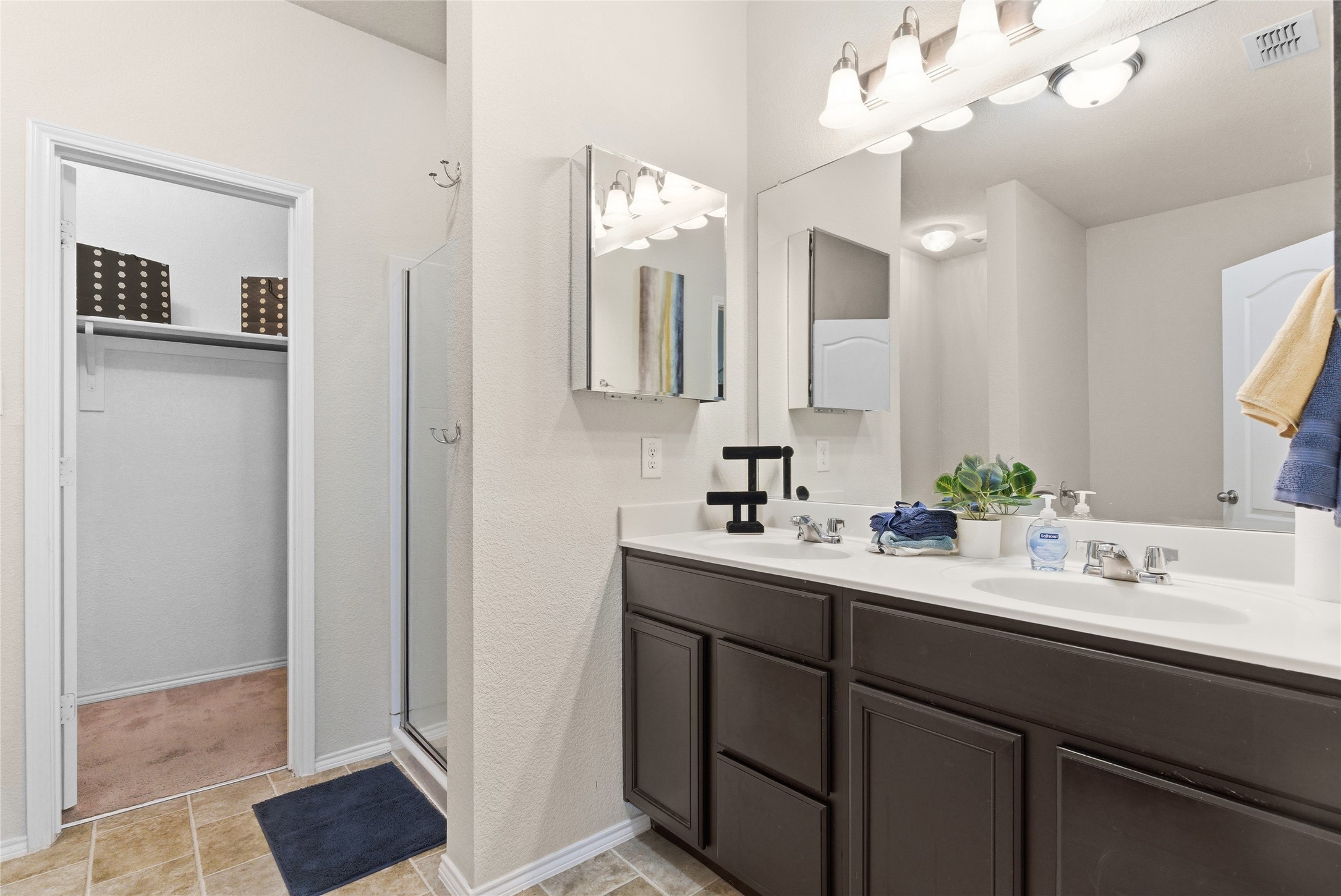 2129 Brenham Drive Heartland TX 75126