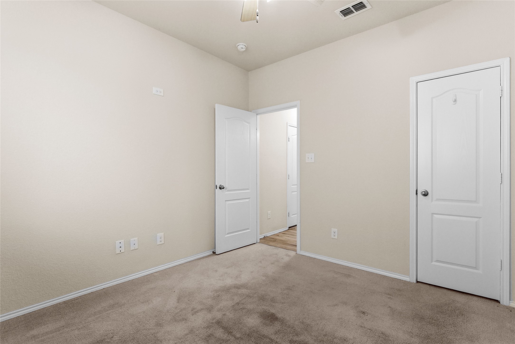 2129 Brenham Drive Heartland TX 75126