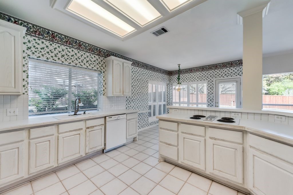 1920 Haversham Drive Flower Mound TX 75022