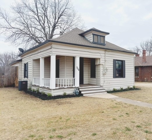 306 Farley Street Waxahachie TX 75165