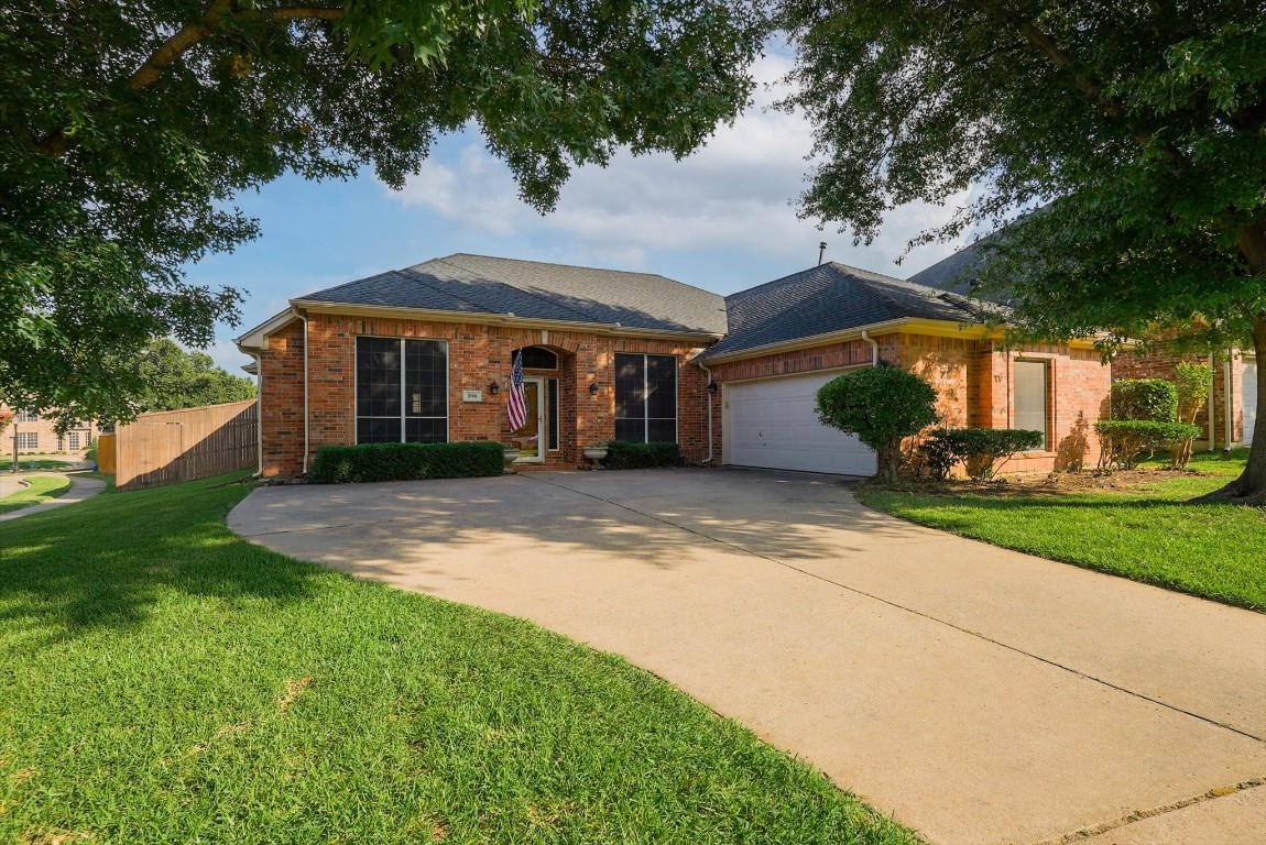 2106 Fair Oaks Circle Corinth TX 76210