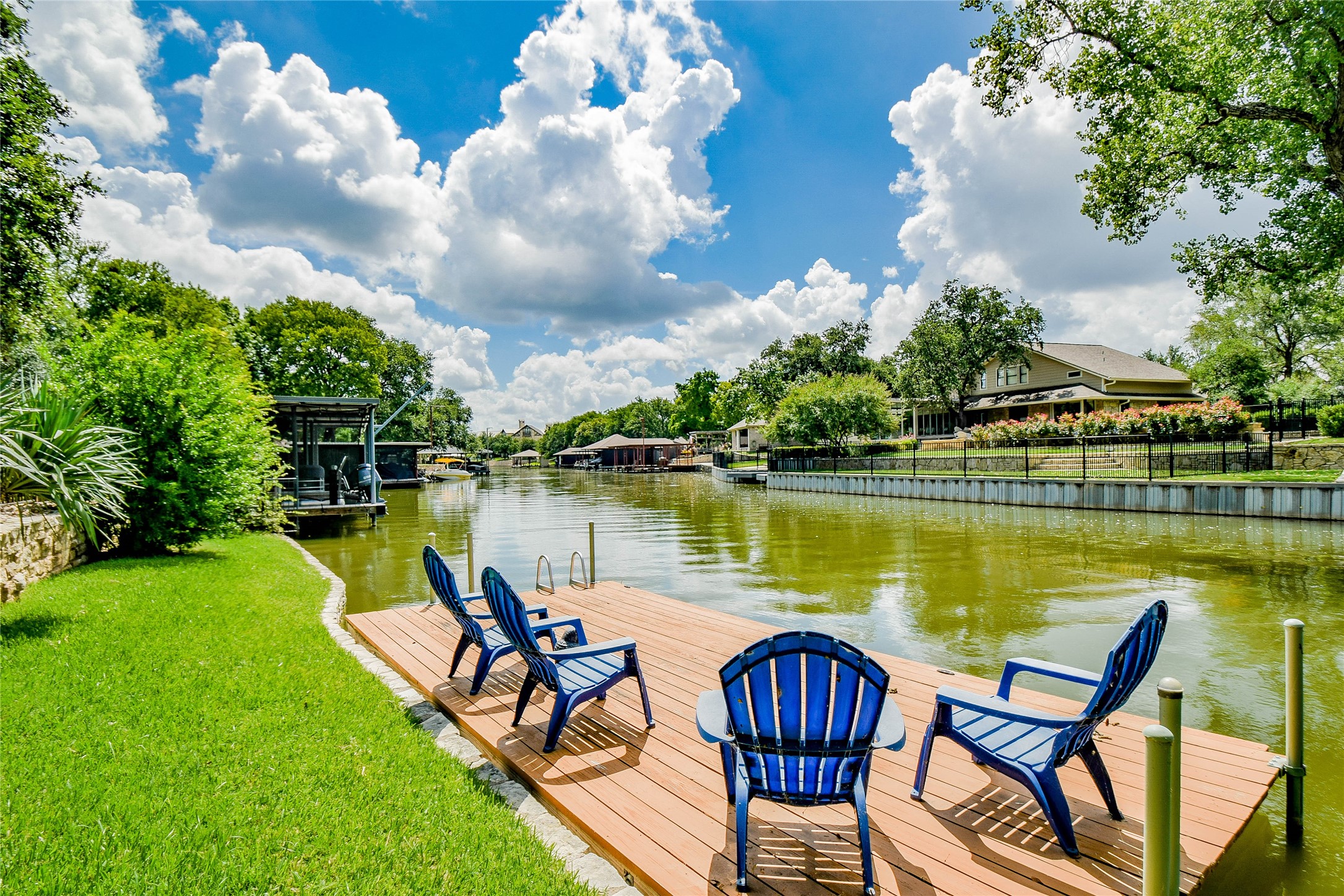 315 Granada Calle Street Granbury TX 76049