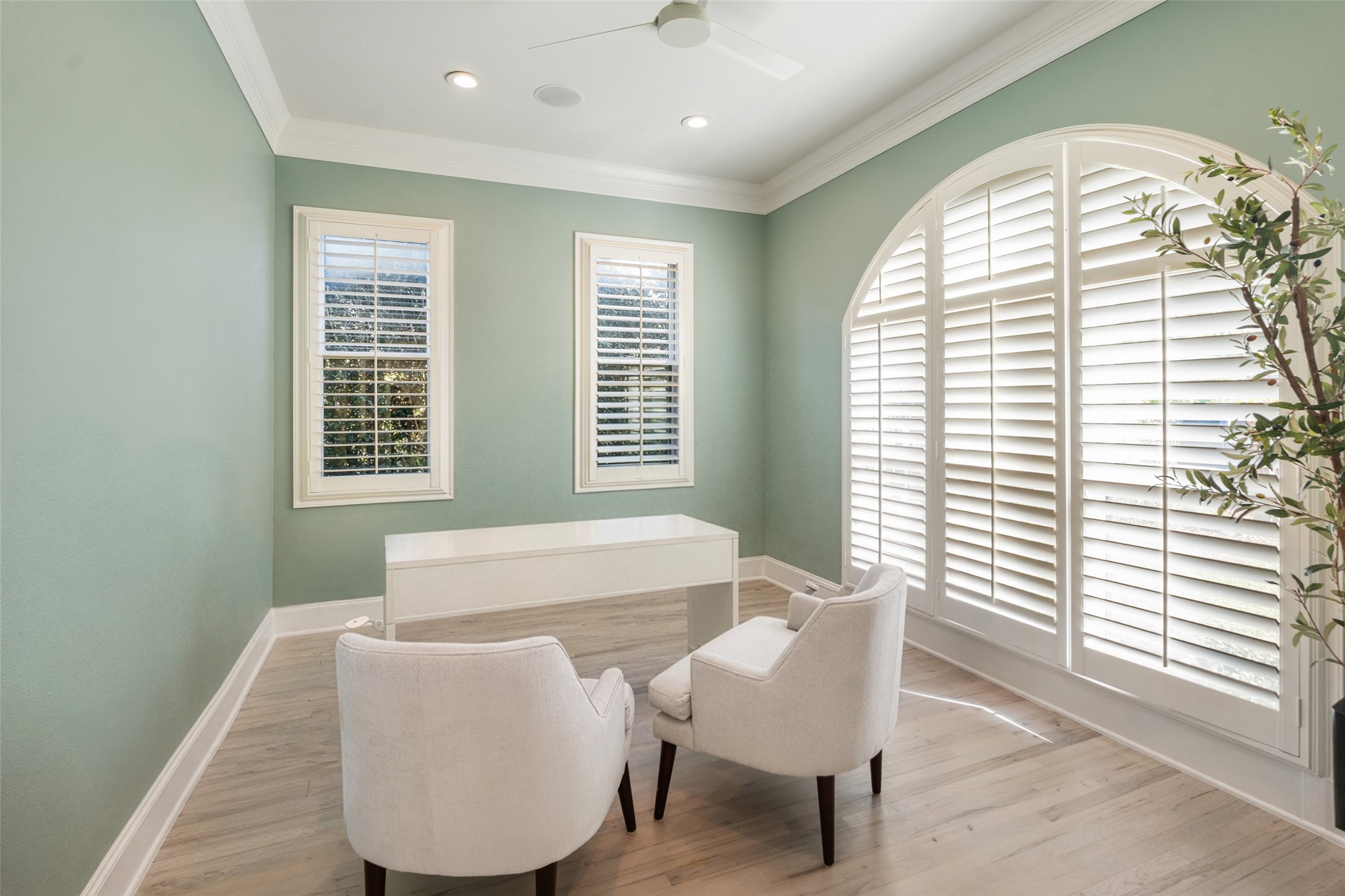 5123 Elsby Avenue Dallas TX 75209