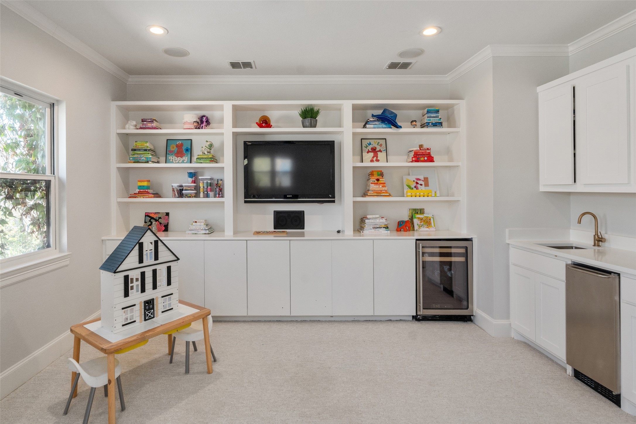 5123 Elsby Avenue Dallas TX 75209