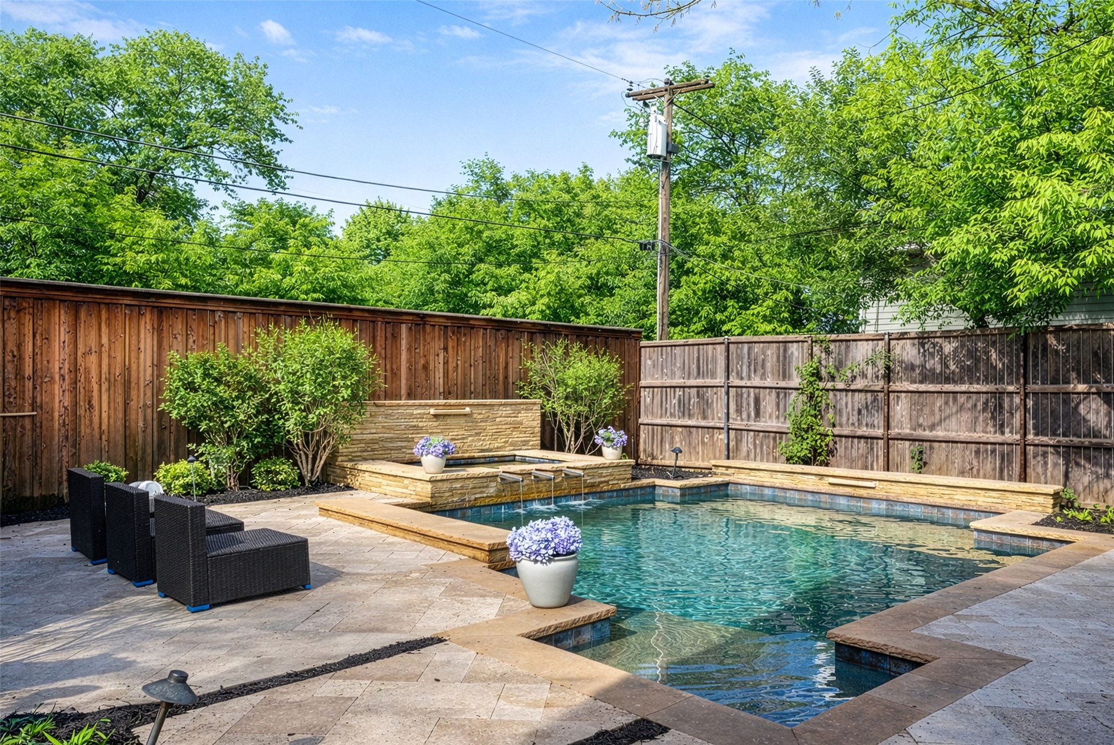 5123 Elsby Avenue Dallas TX 75209