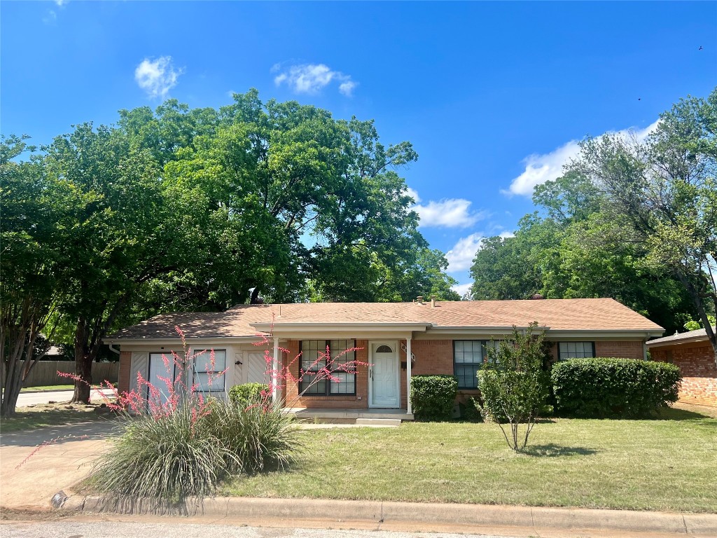 6901 Beaty Street Fort Worth TX 76112