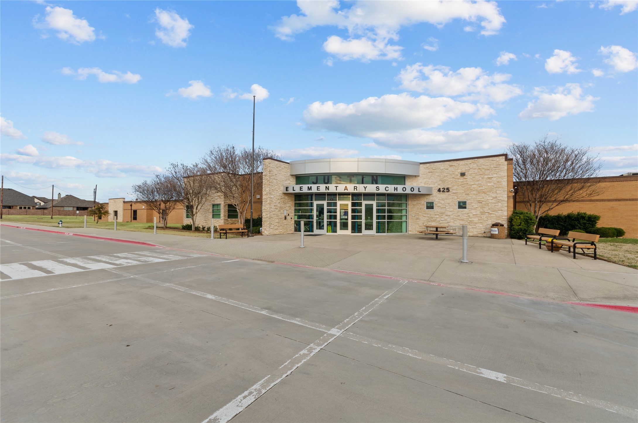 103 Northampton Drive Justin TX 76247