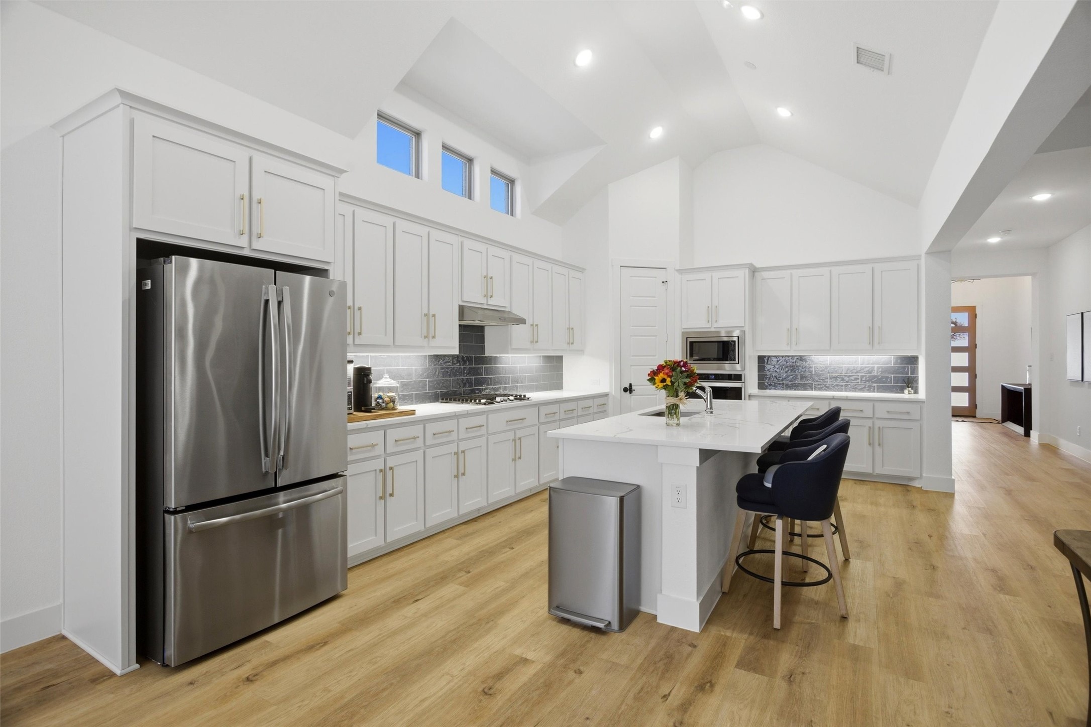 6033 Strada Cove Fort Worth TX 76123