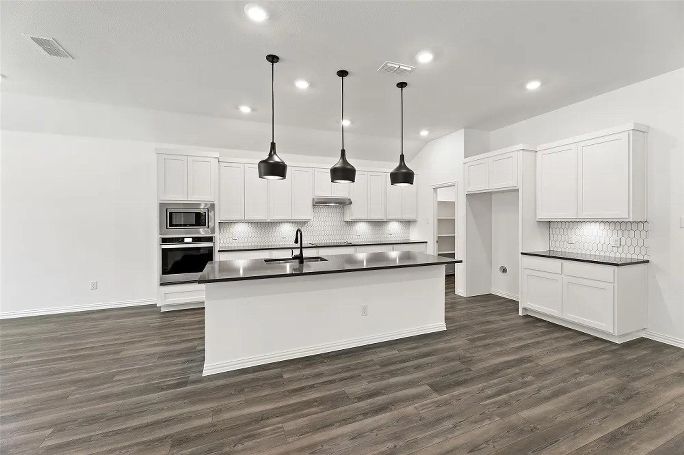 1632 Pavin Lane Fort Worth TX 76052