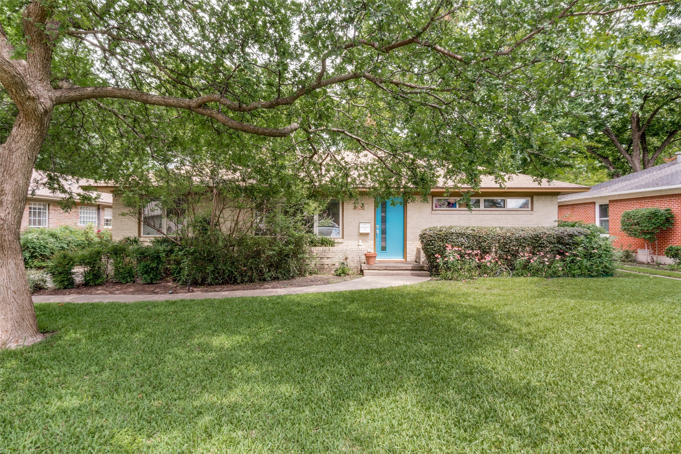 4620 Surf Drive Dallas TX 75214