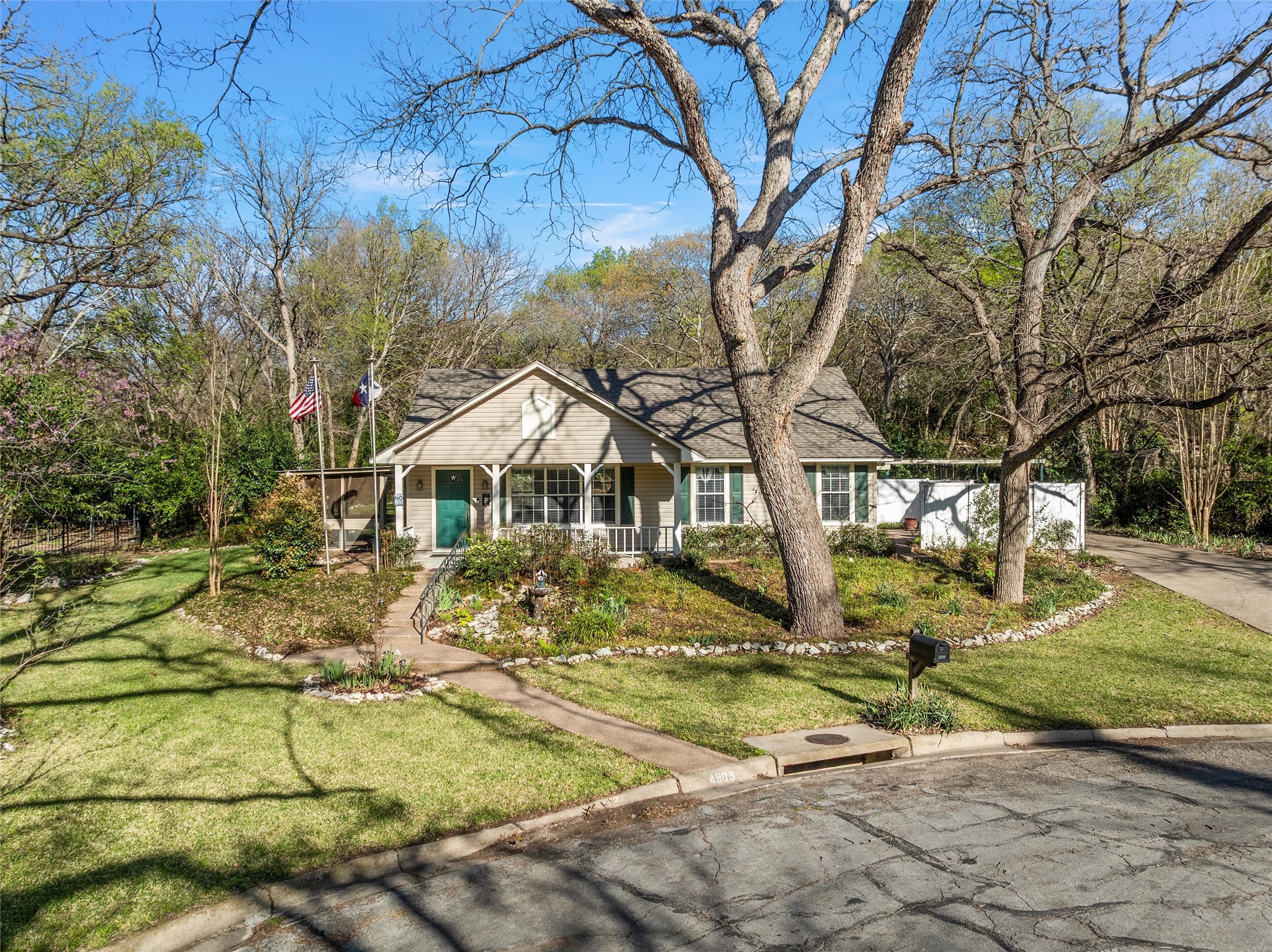 4505 Shady Glen Drive Waco TX 76708