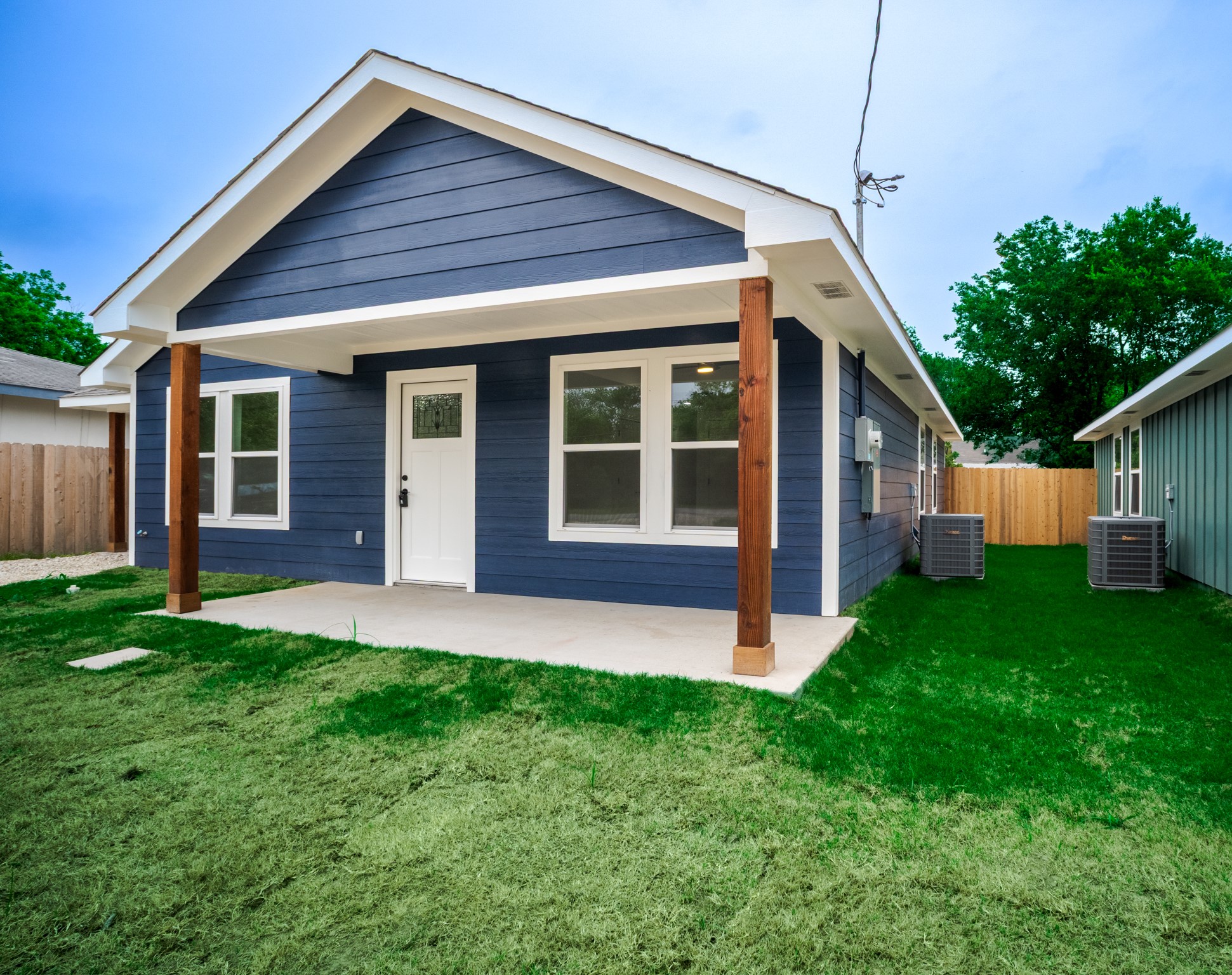 1331 Palestine Mexia TX 76667