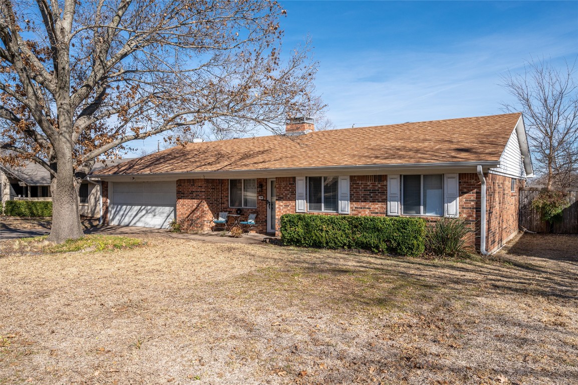 709 Holiday Drive Sherman TX 75090