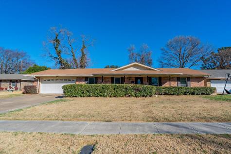 2209 Indian Creek Drive Irving TX 75060