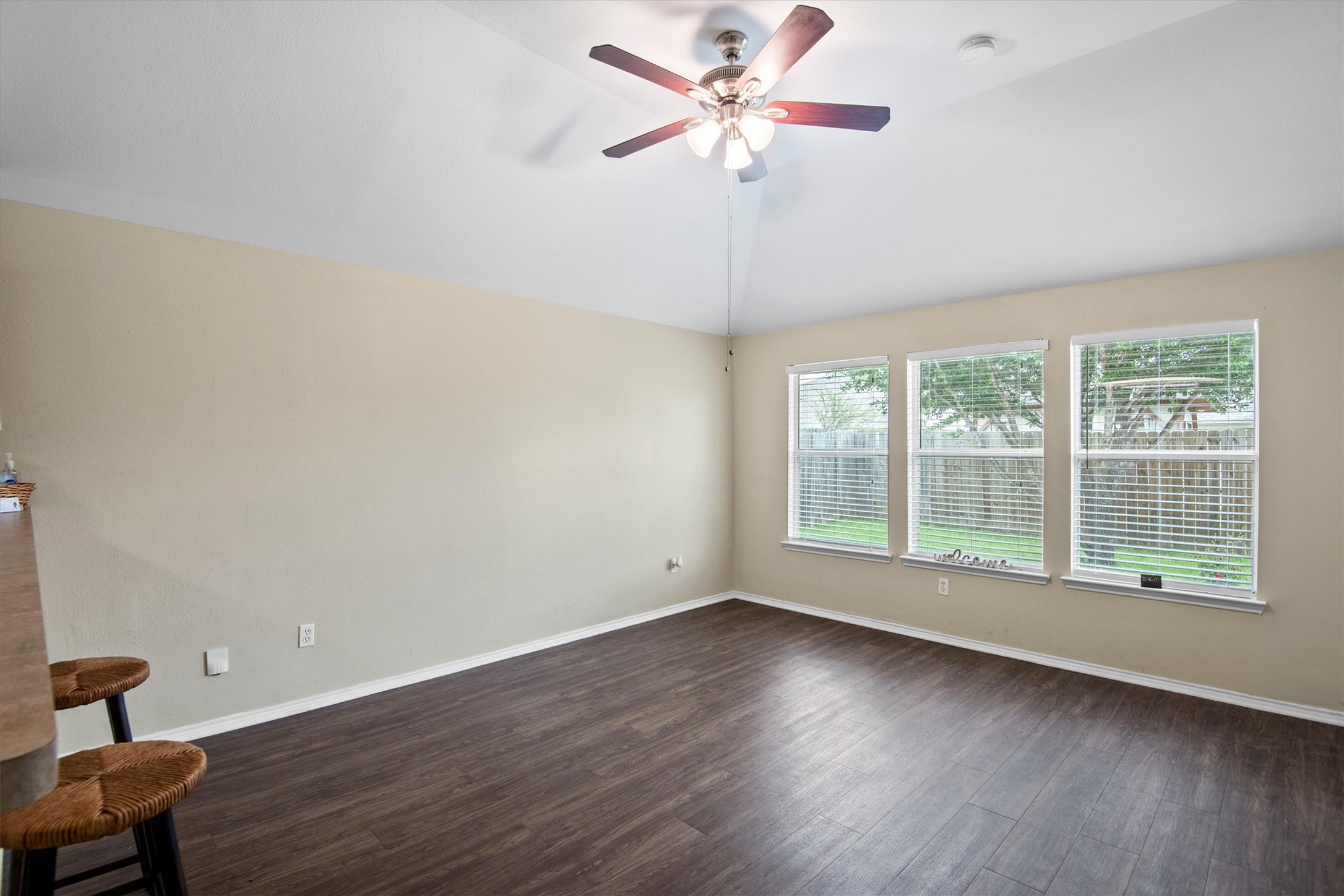 5589 Hunters Bend Lane Dallas TX 75249
