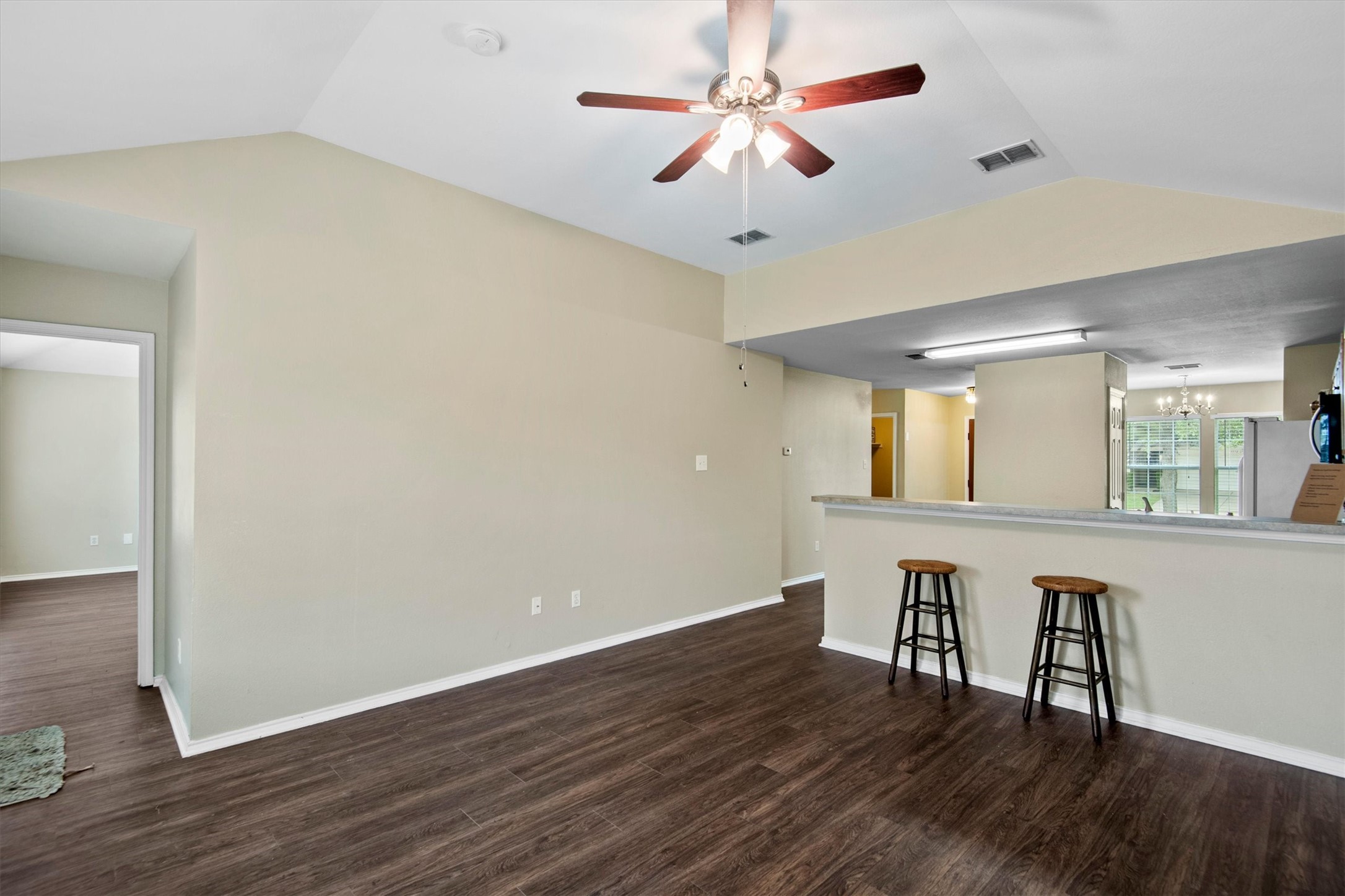 5589 Hunters Bend Lane Dallas TX 75249