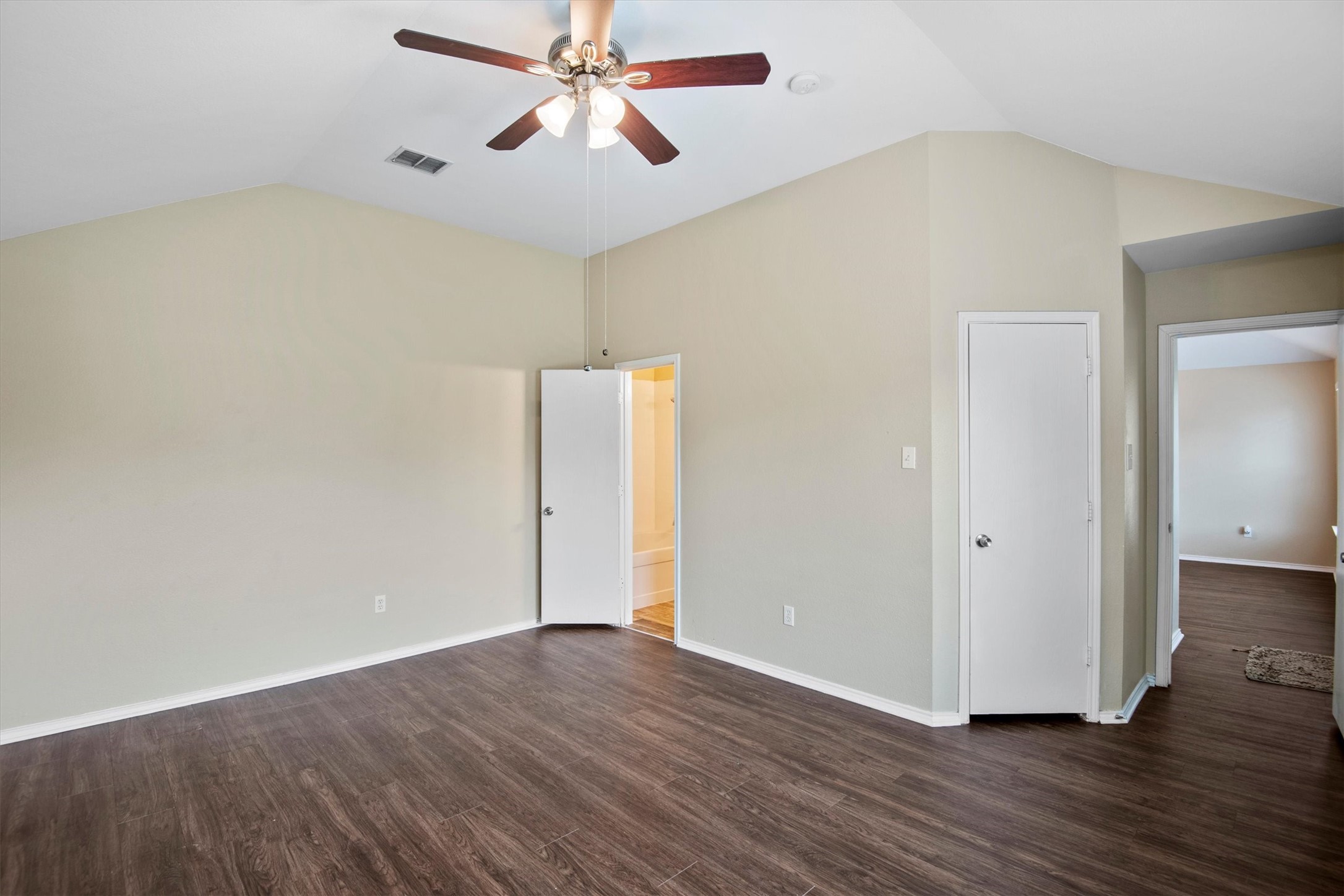 5589 Hunters Bend Lane Dallas TX 75249