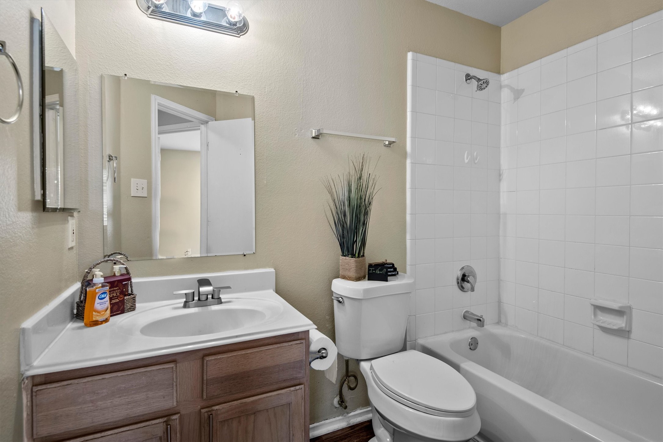 5589 Hunters Bend Lane Dallas TX 75249