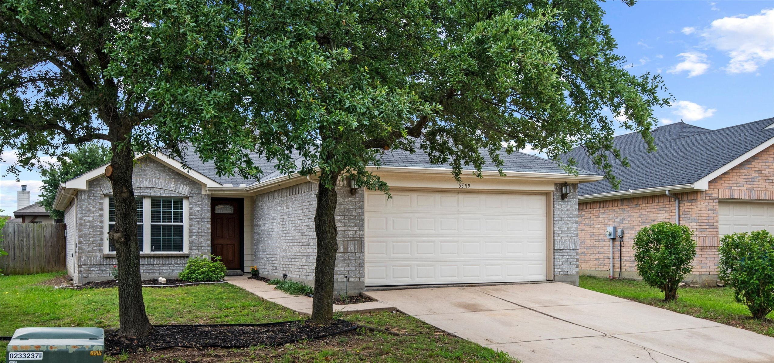 5589 Hunters Bend Lane Dallas TX 75249