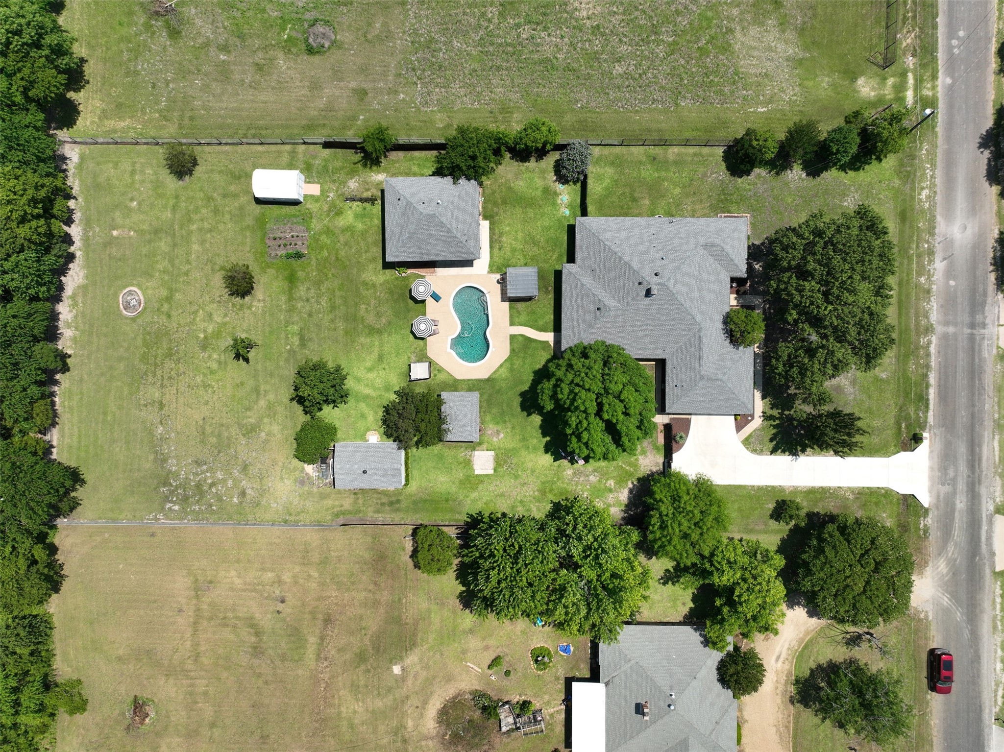 120 Hollie Drive Red Oak TX 75154