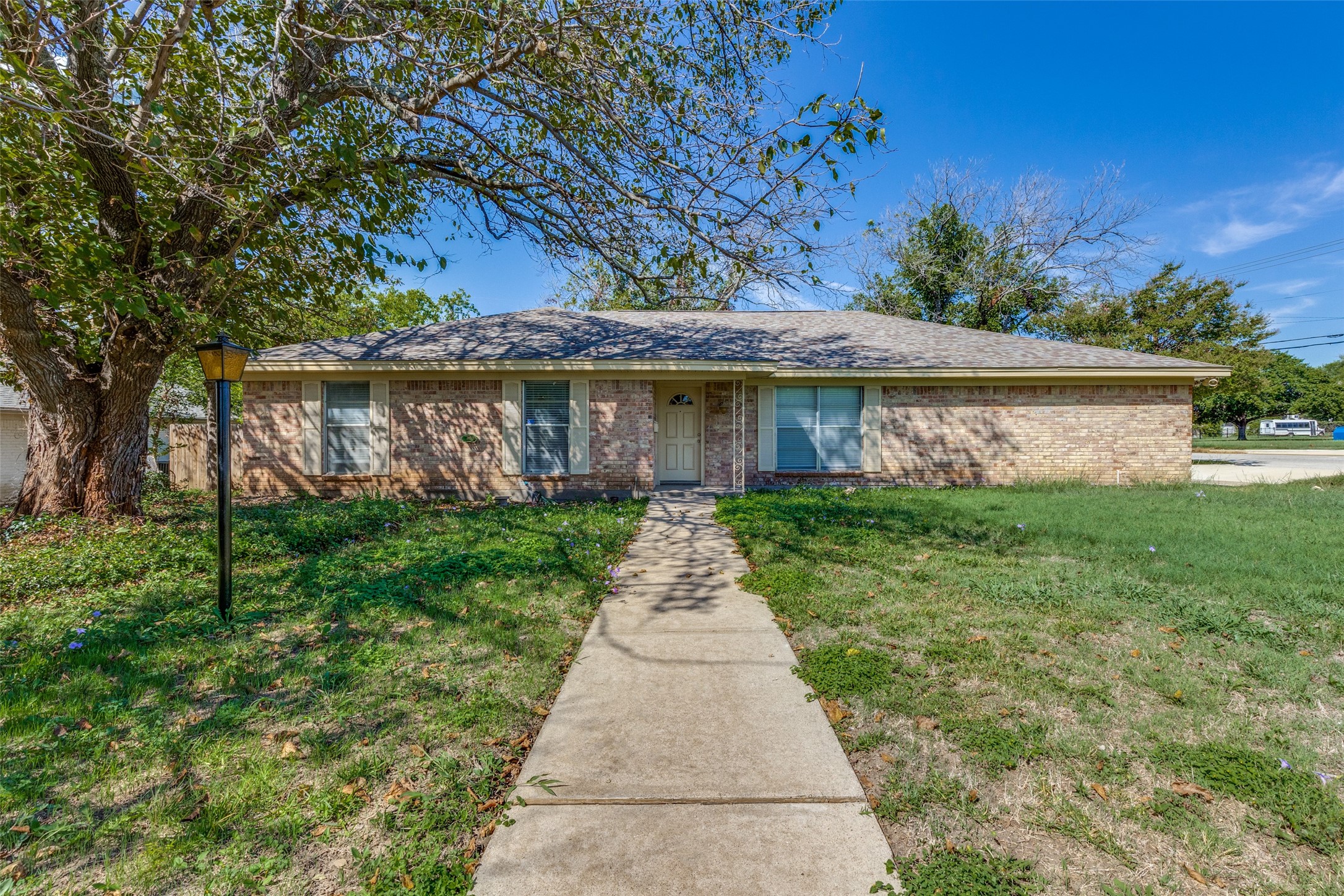 3800 Van Deman Drive Benbrook TX 76116