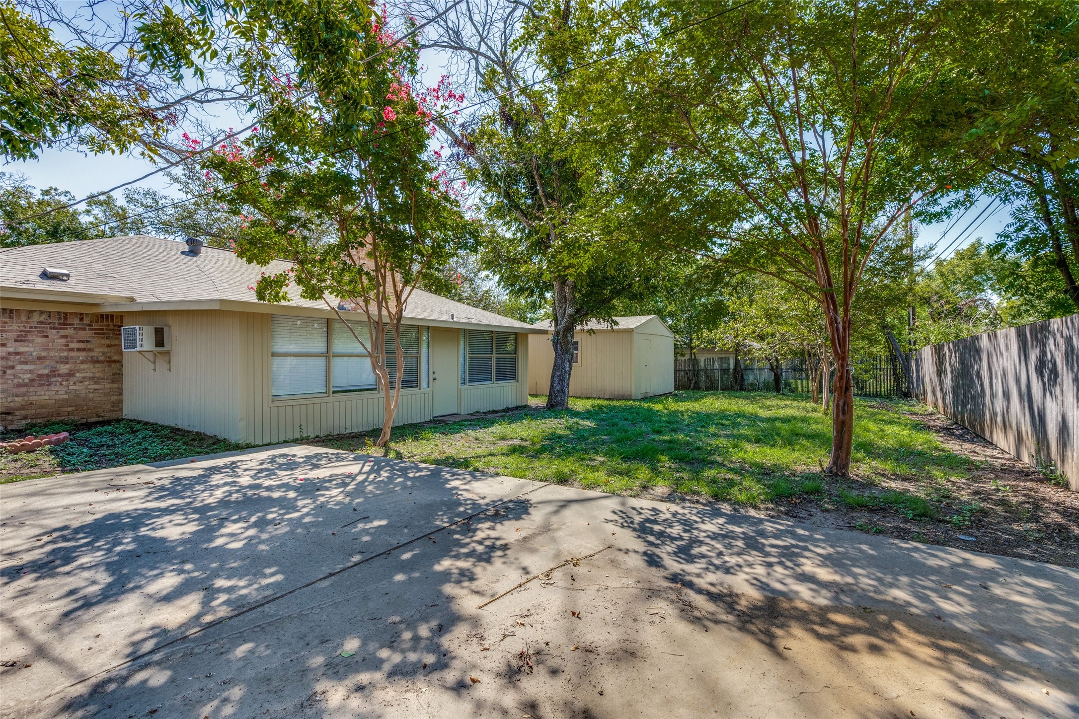 3800 Van Deman Drive Benbrook TX 76116