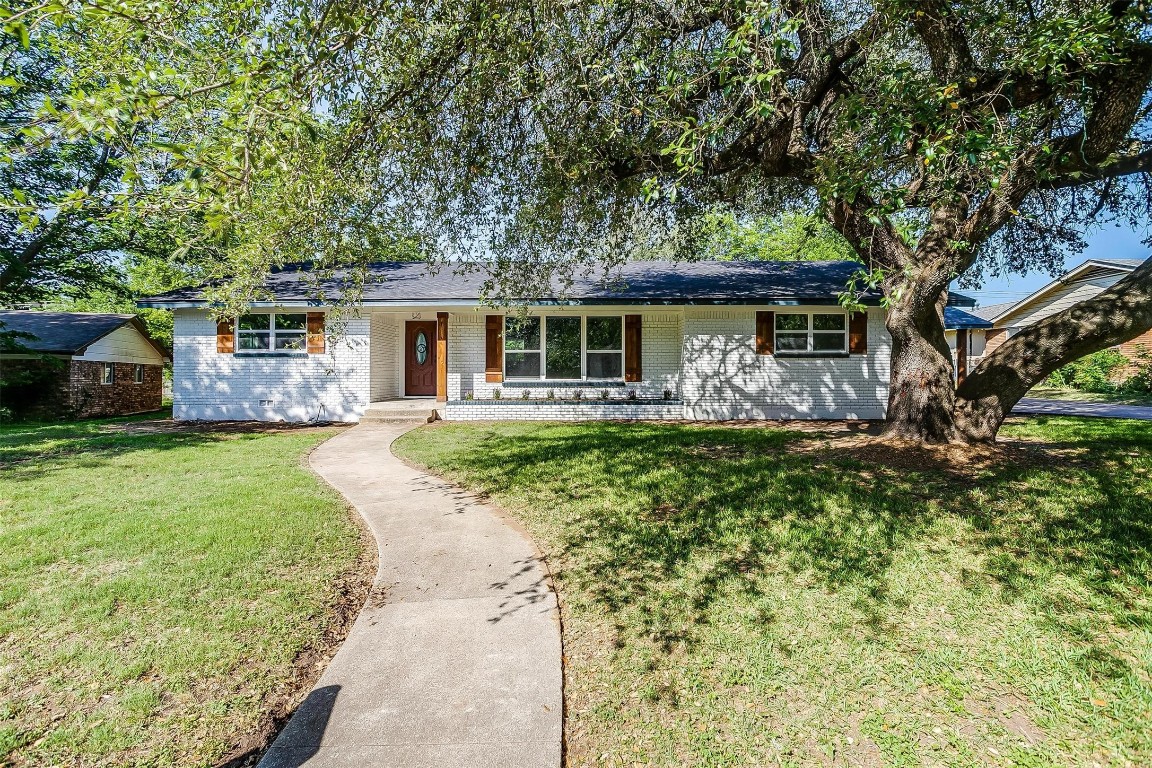 1316 Loma Alta Place Cleburne TX 76033