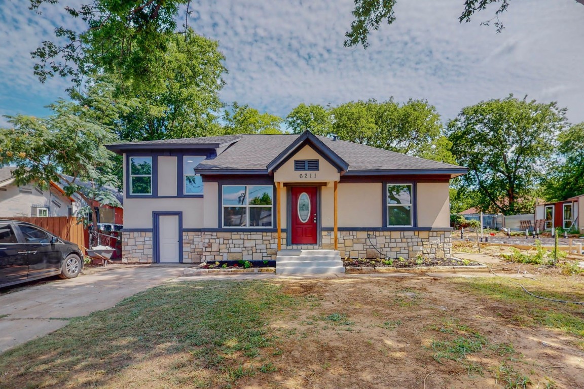6211 Elam Road Dallas TX 75217