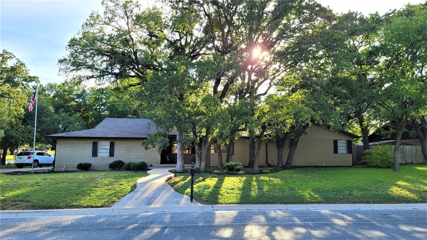 1705 14th Street Brownwood TX 76801