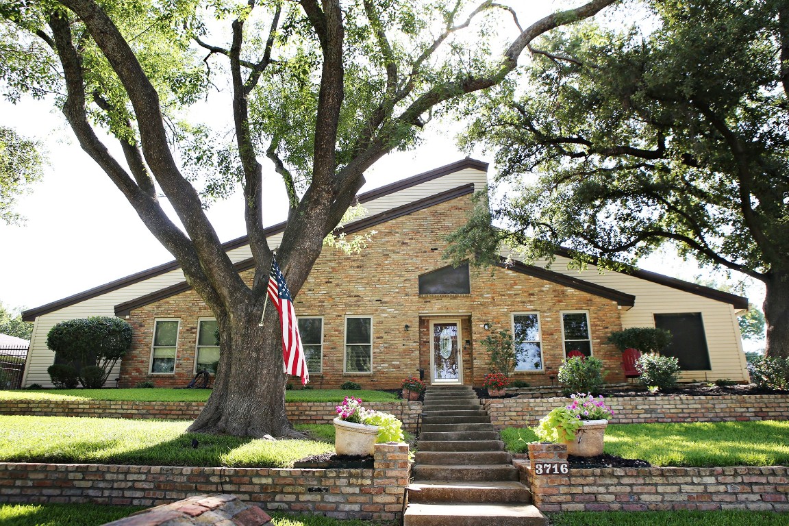 3716 Greenbriar Court Colleyville TX 76034