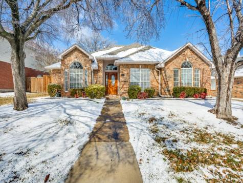 2111 Larkspur Drive Carrollton TX 75010