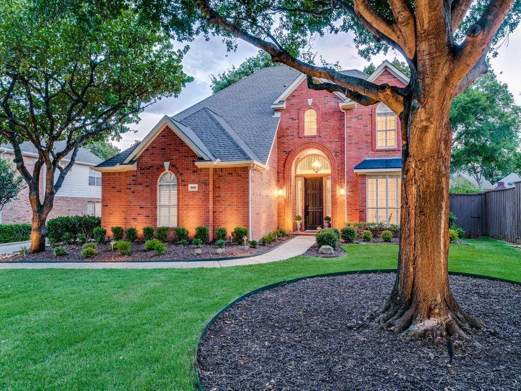805 Oakcrest Court Southlake TX 76092