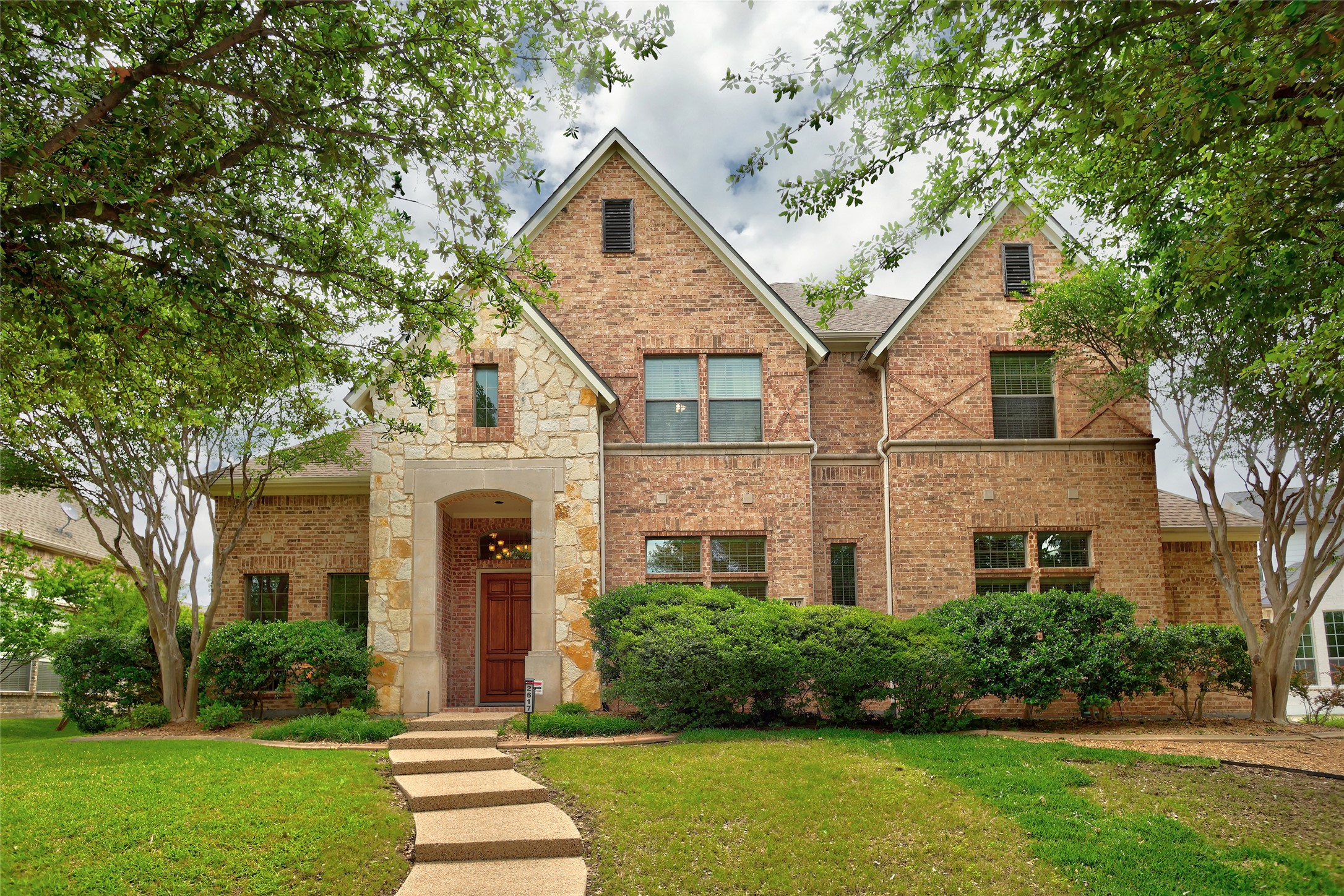 2617 Queen Elaine Drive Lewisville TX 75056